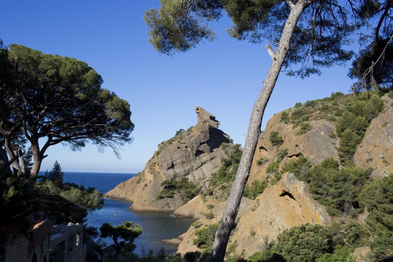 Hotel La Calanque De Figuerolles